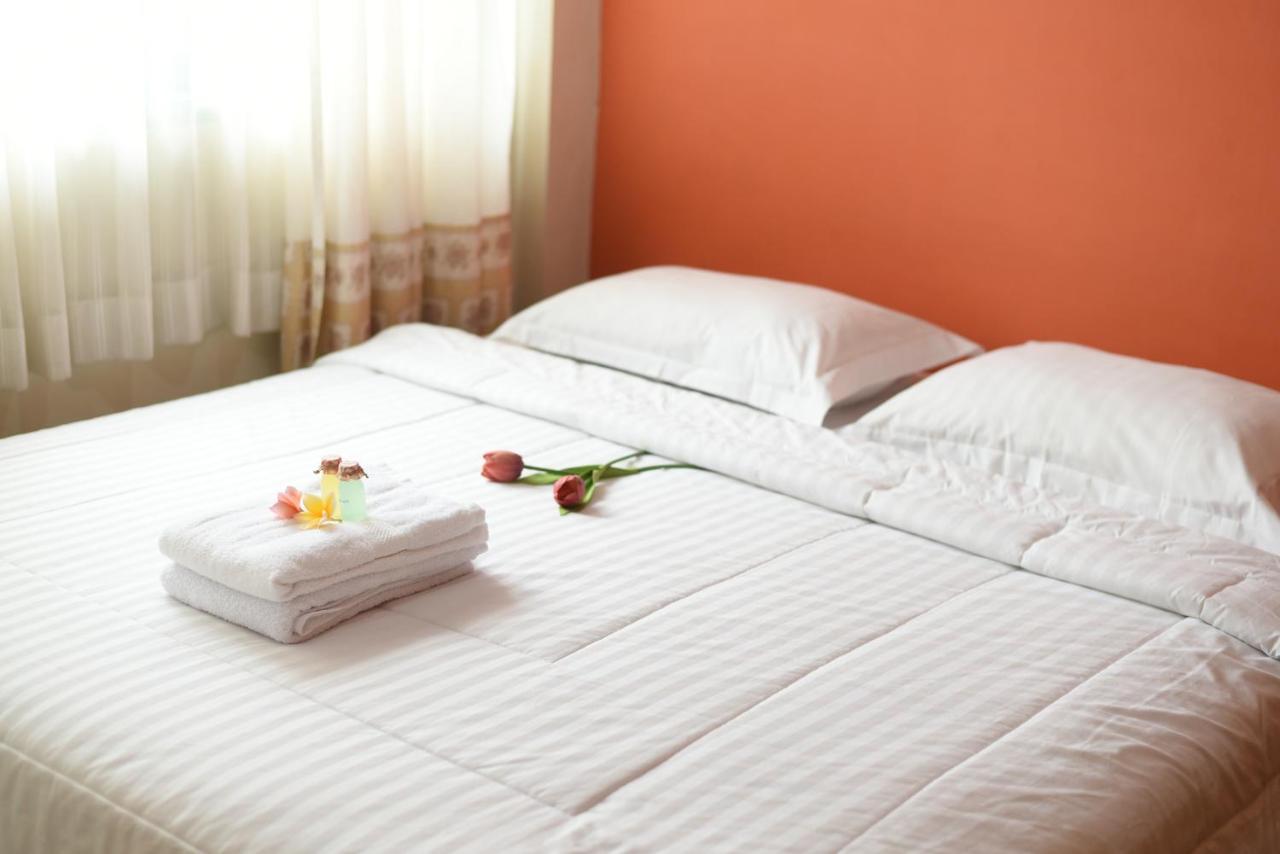 รูมะห์ 28 ชาเรียะห์ Hotel เมดาน ภายนอก รูปภาพ