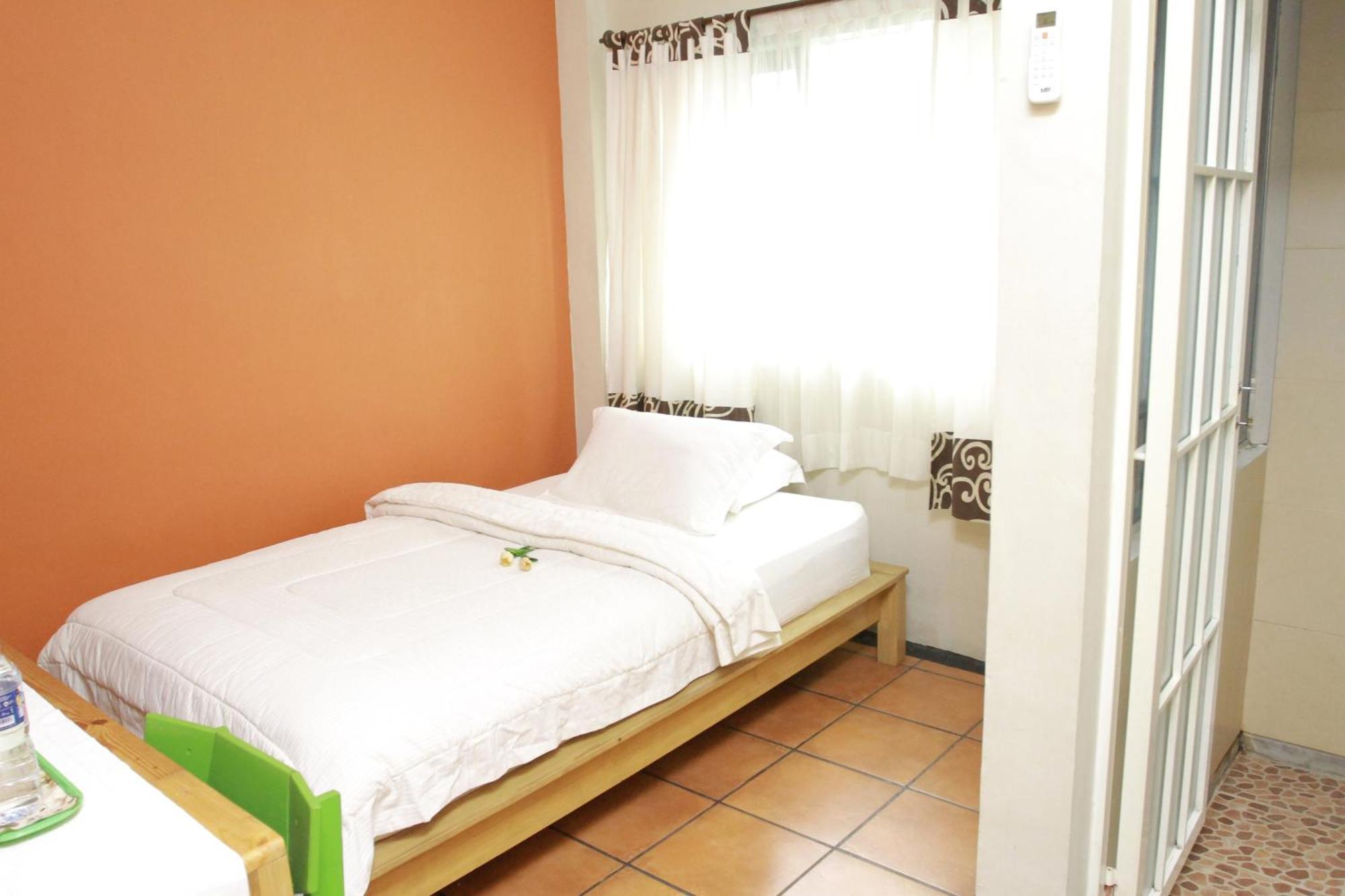 รูมะห์ 28 ชาเรียะห์ Hotel เมดาน ภายนอก รูปภาพ