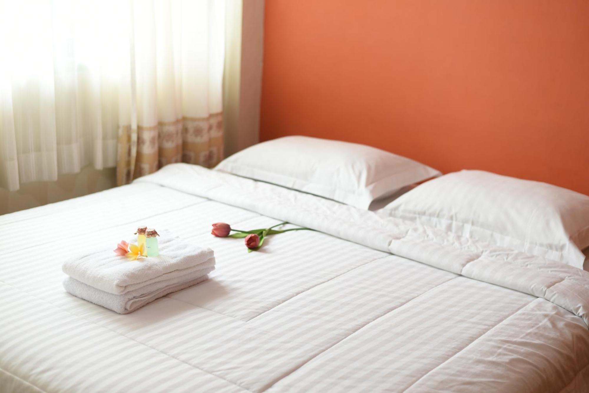รูมะห์ 28 ชาเรียะห์ Hotel เมดาน ภายนอก รูปภาพ