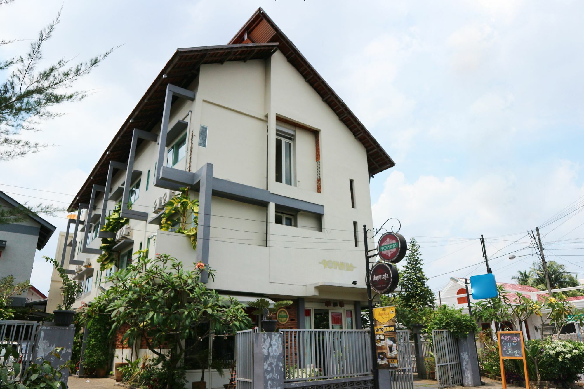 รูมะห์ 28 ชาเรียะห์ Hotel เมดาน ภายนอก รูปภาพ